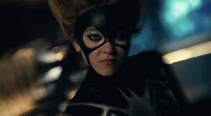 ‘Madame Web' Trailer: Dakota Johnson and Sydney Sweeney Get Spidey Powers in Marvel Film