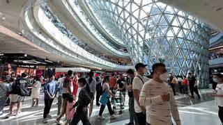 Einkaufszentren auf Hainan locken mit steuerfreien Luxusprodukten. Foto: REUTERSdata-portal-copyright=