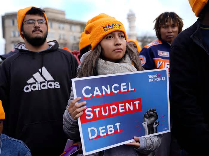 Meet a student-loan borrower with $101,000 in debt who doesn't have 'any hope' with Biden's new plan for loan forgiveness: 'I'm never going to be able to pay it down'