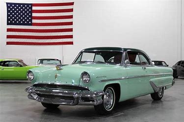 Green 1955 Lincoln, Image 0