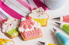 Cookie decorating sets