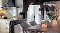 Who would you invite over if you lived here? 😳 📸Credit: stillers.home #cozyvibes #fachwerkhaus #cottagehome #cozyhomedecor #cozyhome #wohnzimmerideen #wohnzimmertisch #cozycabin #windlichter #cozylifestyle #couchstyle #esszimmerstühle #cozylivingroom #landhausliving #landhausstyle #cottagestyle #cozycottage #modernrustic #gemütlichwohnen #interiordesign #interiorinspiration #wohnzimmerinspiration #kaminofen #winterdecoration #winterdecor #gemütlichmachen #farmhousedesign #myfarmhousecottagesty