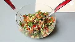 How to make Israeli salad
