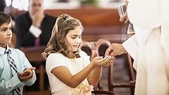 25 Communion Bible Verses and Scriptures to Inspire and Guide You