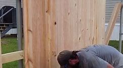How to install a wood fence for your yard!!! 👌🏼🏡👷‍♂️ 🎥 @gentryfarmhouse /TT #homeimprovement #renovation #yard #backyard #howtoinstagram #yardwork #fences #fencebuilding #howto