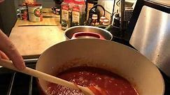 Simple Italian Tomato Sauce—Easy Italian Recipes