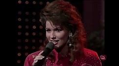 Shania Twain - Dance With The One Who Brought You(1994)(Music City Tonight 720p)