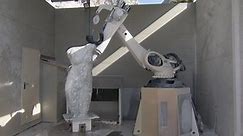 Robots take on marble sculptures