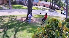 VIDEO: Texas lawn worker uses weed eater to go after robbery suspects