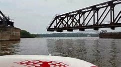 Houseboating - Dubuque railroad bridge