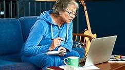 Where to Find Free Computers for Seniors | LoveToKnow