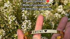 Gift your girlfriend 💗 Made of panchadhatu life time color guarantee with name/date engrave For more information please text on instagram #bsonline #fyp #tre #foryou #viral #for #smallbusinesssupport #made #panchadhatujewelry #life #time #color