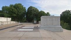 Changing of the guard: Tomb of the Unknown soldier