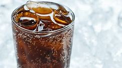 How To Make Soda Flat Fast - 9 Easy & Effective Methods [Pics]
