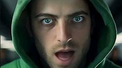 Unveiling the Truth: The Green Hoodie Guy's Powerful Testimony Sheds Light on ✈️ Airplane Incident