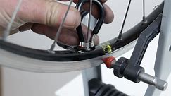 How to straighten a bent bicycle wheel - video tutorial