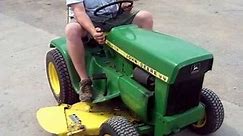1974 JOHN DEERE LAWN MOWER WITH ELECTRIC LIFT
