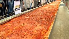 Italy Serves Up World's Longest Pizza
