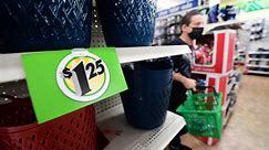 Dollar General, other discount retailers stand to gain from Dollar Tree's troubles