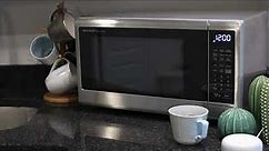 Sharp's Smart Countertop Microwave Oven (SMC1449FS)