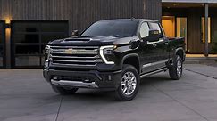 GM Recalling 300,000  HD Trucks with Tailgate Latching Issue
