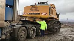 Transporting The Liebherr 974 Excavator - Fasoulas Heavy Transports