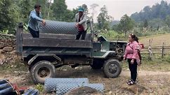 Transporting iron nets to the farm, cutting wood to make stakes - Family Farm Life