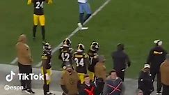 #Georgepickens was too casual with this one-handed snag from the bench 🤣 (📺 NFL on Prime) #nfl #steelers #football