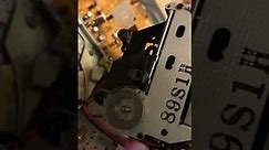 ONKYO 6 disc changer repair (part 1)