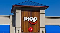 IHOP and Applebee's to share restaurant spaces with 'discrete entrances'