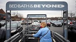 Una profunda crisis financiera y una muerte de alto perfil: ¿qué está pasando en Bed Bath & Beyond?