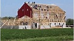 Mesmerizing time-lapse of Amish barn raising