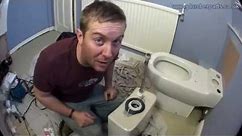 HOW TO REMOVE AND INSTALL A TOILET - PLUMBING TIPS