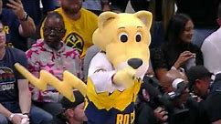 Charles Barkley and SuperMascot Rocky Swap Jerseys in Game 2 of the NBA Finals