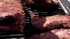 Char-Griller - The Char-Griller Super Pro® Charcoal Grill...