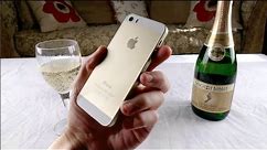 A Toast To The Gold iPhone 5S - Champagne Test