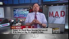 Cramer weighs in on Costco after Munger's comments, says he's holding the retailer for long term