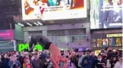 Time sq show