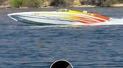 Big Havasu Skater #powerboat #speedboat #skaternation #lakehavasu #performanceboats #skaterpowerboats | Zip Zap Power