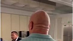 Kiss your Kevin on the top of their head and see their reaction #DwayneJohnson #TheRock #therock #dwaynejohnson #kevinhart #KevinHart #Blackcomedy #Hollywood | Daniel Shaw
