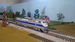 Review of Athearn Genesis P42DC Amtrak Locomotive