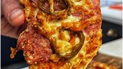🔥SPICY PIZZA BREAD🔥 RECIPE ⬇️ Bread Chilli pesto (tomato paste) Meat optional Cheese Jalapeños #fridgeraid #leftovers #foodwaste #quicksnack #easyrecipe #recipes #airfryer #airfryerrecipes #airfry | OllieEats