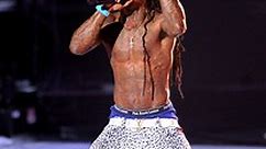 Lil Wayne Lands 11 Songs on Billboard Hot 100 \r  \r