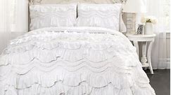 The Gray Barn Hallelujah Acres White Ruffled Trim 3-piece Quilt Set - Bed Bath & Beyond - 20133374