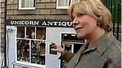 Antique Roadshow's show expert Judith Miller reviewing antiques