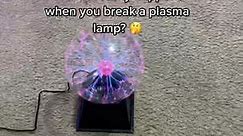 Reply to @itsyaman15 As promised, I’ve broke the lamp and the results are shocking 😱 #plasmaball #plasmalamp #lamp