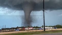 Destructive tornado... - Reed Timmer Extreme Meteorologist