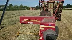 Balling hay New Holland 570