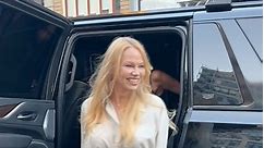 Pamela Anderson earlier today at the Pandora event for NYFW 😍❤️‍🔥 | New York Mickey