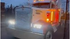 ——————————————— 📍LOCATIONS 📍Salvage/Dealer Yard: 570-384-6260 889 Can Do Expressway, Hazleton PA 18202 📍Distribution Shop: 201-991-1494 38 Obrien St, Kearny NJ 07032 💻 You can check out our website at www.ustrucksandparts.com #trucks #truckers #heavyduty #bigrig #worktruck #truckstop #trucklife #truckin #truckdrivers #instatruck #18wheeler #trucking #truckparts #truckpics #truckstuff #detroitdisel #trucklover #salvage #kenworth #kwtrucks #workhard | Hernan Arias